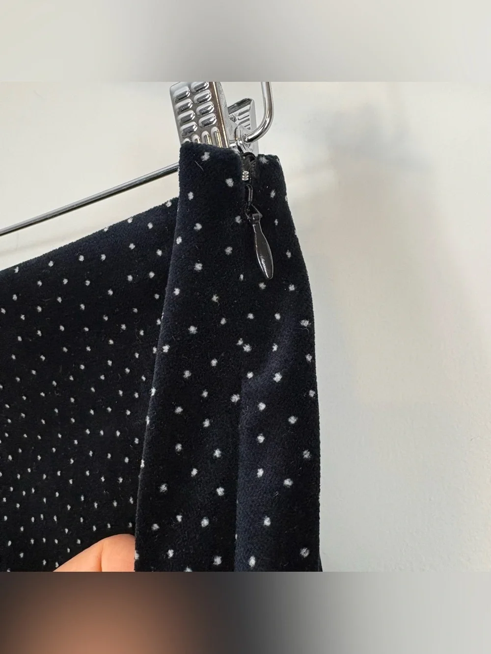 Theory A Line‎ Mini Skirt Black/White Dot Velvet Skirt Size 6